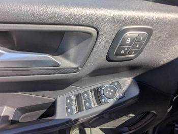 Photo 12 du bon plan FORD Kuga 2.5 Duratec 180ch Hybrid FlexiFuel ST-Line X Powershift occasion à 33990 €