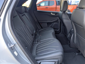 Photo 21 du bon plan FORD Kuga 2.5 DURATEC PHEV 225CH POWERSPLIT eCVT VIGNALE occasion à 24900 €