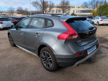 Photo 2 du bon plan VOLVO V40 Cross Country T3 152ch Luxe Geartronic occasion à 11990 €