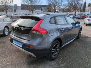 Photo 3 du bon plan VOLVO V40 Cross Country T3 152ch Luxe Geartronic occasion à 11990 €