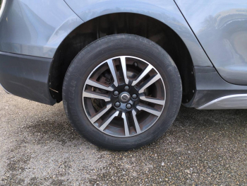 Photo 10 du bon plan VOLVO V40 Cross Country T3 152ch Luxe Geartronic occasion à 11990 €