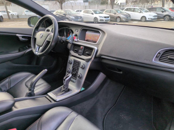 Photo 12 du bon plan VOLVO V40 Cross Country T3 152ch Luxe Geartronic occasion à 11990 €