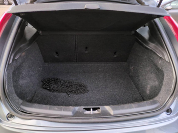 Photo 13 du bon plan VOLVO V40 Cross Country T3 152ch Luxe Geartronic occasion à 11990 €