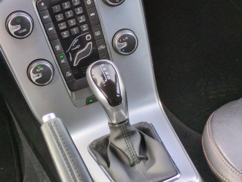 Photo 17 du bon plan VOLVO V40 Cross Country T3 152ch Luxe Geartronic occasion à 11990 €