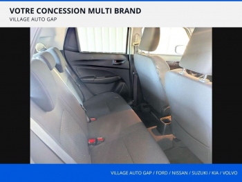 Photo 10 du bon plan SUZUKI Swift 1.2 Dualjet Hybrid 83ch Pack occasion à 16990 €