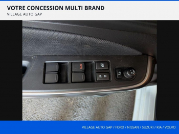 Photo 14 du bon plan SUZUKI Swift 1.2 Dualjet Hybrid 83ch Pack occasion à 16990 €