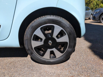 Photo 12 du bon plan RENAULT Twingo 1.0 SCe 70ch Limited Euro6 occasion à 6990 €