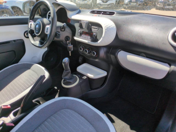 Photo 15 du bon plan RENAULT Twingo 1.0 SCe 70ch Limited Euro6 occasion à 6990 €