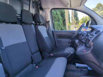 Photo 14 du bon plan RENAULT Kangoo 1.5 Blue dCi 95ch Trend 5cv occasion à 7990 €