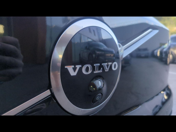 Photo 14 du bon plan VOLVO EX30 P5 Long Range 272ch 69kWh Ultra occasion à 43900 €