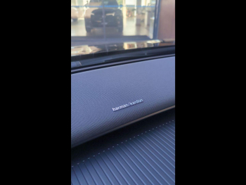 Photo 16 du bon plan VOLVO EX30 P5 Long Range 272ch 69kWh Ultra occasion à 43900 €