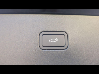 Photo 20 du bon plan VOLVO EX30 P5 Long Range 272ch 69kWh Ultra occasion à 43900 €