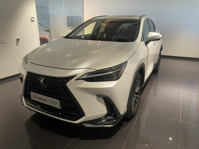 Bon plan LEXUS NX 450h+ Luxe 4WD Pack Design occasion à 42990 €
