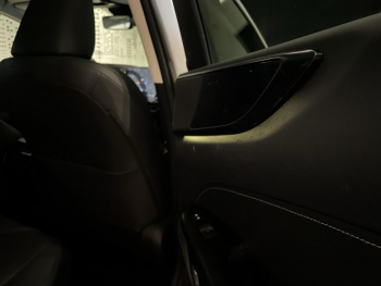 Photo 19 du bon plan LEXUS NX 450h+ Luxe 4WD Pack Design occasion à 42990 €