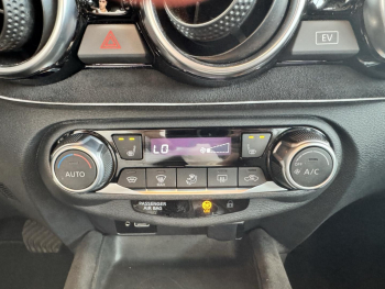 Photo 15 du bon plan NISSAN Juke 1.6 Hybrid 143ch N-Design 2023.5 occasion à 24490 €