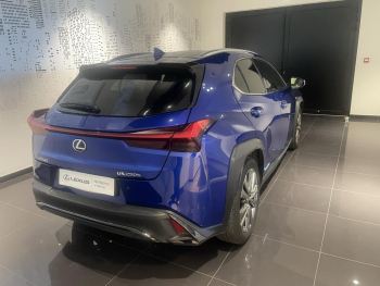 Photo 4 du bon plan LEXUS UX 250h 4WD F SPORT Executive MY19 occasion à 24990 €