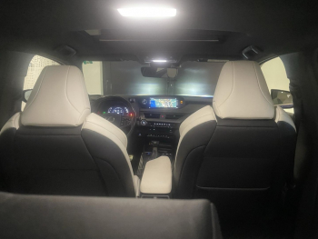 Photo 14 du bon plan LEXUS UX 250h 4WD F SPORT Executive MY19 occasion à 24990 €