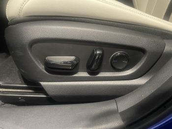Photo 16 du bon plan LEXUS UX 250h 4WD F SPORT Executive MY19 occasion à 24990 €