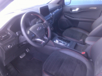 Photo 27 du bon plan FORD Kuga 2.5 Duratec 190ch FHEV E85 Graphite Tech Edition BVA occasion à 29900 €
