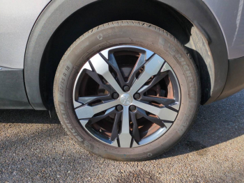 Photo 12 du bon plan PEUGEOT 3008 1.2 PureTech 130ch E6.c Crossway S&S EAT8 occasion à 11900 €