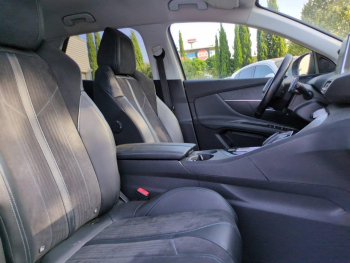 Photo 14 du bon plan PEUGEOT 3008 1.2 PureTech 130ch E6.c Crossway S&S EAT8 occasion à 11900 €