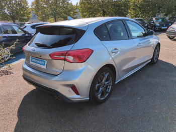 Photo 4 du bon plan FORD Focus 1.0 EcoBoost 125ch ST-Line occasion à 10900 €