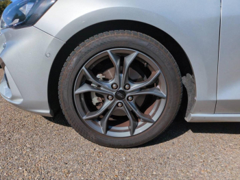 Photo 9 du bon plan FORD Focus 1.0 EcoBoost 125ch ST-Line occasion à 10900 €
