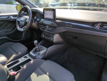 Photo 15 du bon plan FORD Focus 1.0 EcoBoost 125ch ST-Line occasion à 10900 €