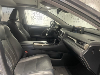 Photo 22 du bon plan LEXUS RX 450hL 4WD Luxe Pack Techno occasion à 33990 €