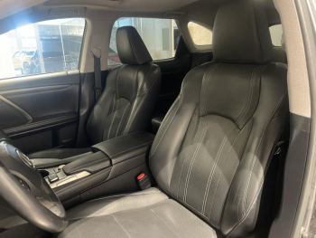 Photo 23 du bon plan LEXUS RX 450hL 4WD Luxe Pack Techno occasion à 33990 €