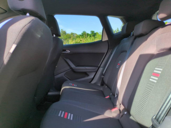 Photo 17 du bon plan SEAT Arona 1.0 EcoTSI 115ch Start/Stop FR DSG Euro6d-T occasion à 15990 €