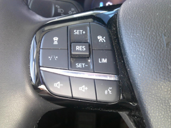 Photo 17 du bon plan FORD Kuga 2.5 Duratec 180ch Hybrid FlexiFuel Titanium Powershift occasion à 28900 €