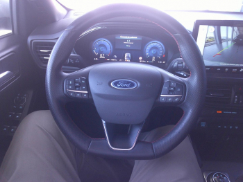 Photo 5 du bon plan FORD Focus SW 1.5 EcoBlue 115ch ST-Line X BVA8 occasion à 15900 €