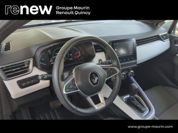Photo 11 du bon plan RENAULT Clio 1.6 E-Tech hybride 140ch Intens -21N occasion à 15890 €
