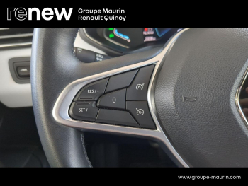 Photo 16 du bon plan RENAULT Clio 1.6 E-Tech hybride 140ch Intens -21N occasion à 15890 €