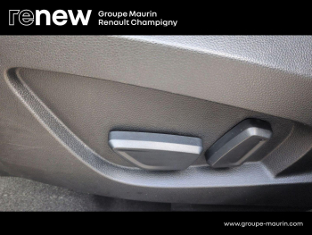 Photo 15 du bon plan RENAULT Captur 1.6 E-Tech hybride rechargeable 160ch Initiale Paris -21 occasion à 15999 €