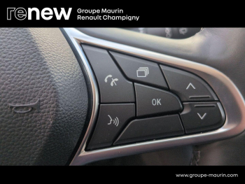 Photo 22 du bon plan RENAULT Captur 1.6 E-Tech hybride rechargeable 160ch Initiale Paris -21 occasion à 15999 €