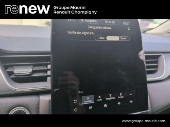 Photo 33 du bon plan RENAULT Captur 1.6 E-Tech hybride rechargeable 160ch Initiale Paris -21 occasion à 15999 €