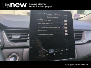 Photo 34 du bon plan RENAULT Captur 1.6 E-Tech hybride rechargeable 160ch Initiale Paris -21 occasion à 15999 €