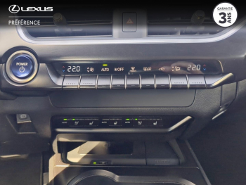Photo 11 du bon plan LEXUS UX 300e Luxe occasion à 21990 €