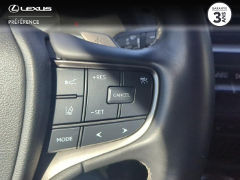 Photo 16 du bon plan LEXUS UX 300e Luxe occasion à 21990 €