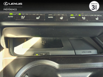 Photo 18 du bon plan LEXUS UX 300e Luxe occasion à 21990 €