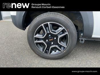 Photo 26 du bon plan DACIA Spring 65ch Extreme occasion à 9999 €
