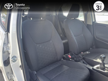 Photo 6 du bon plan TOYOTA Yaris 120 VVT-i Dynamic Business 5p MC24 occasion à 16990 €