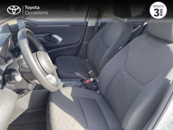 Photo 11 du bon plan TOYOTA Yaris 120 VVT-i Dynamic Business 5p MC24 occasion à 16990 €
