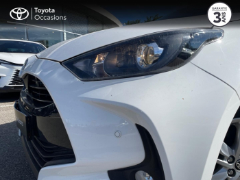 Photo 24 du bon plan TOYOTA Yaris 120 VVT-i Dynamic Business 5p MC24 occasion à 16990 €