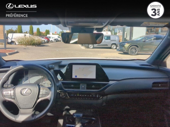 Photo 5 du bon plan LEXUS UX 250h Pack Business 2WD occasion à 25990 €