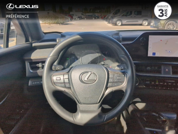 Photo 6 du bon plan LEXUS UX 250h Pack Business 2WD occasion à 25990 €