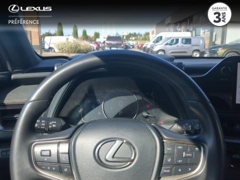 Photo 8 du bon plan LEXUS UX 250h Pack Business 2WD occasion à 25990 €