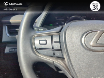 Photo 10 du bon plan LEXUS UX 250h Pack Business 2WD occasion à 25990 €